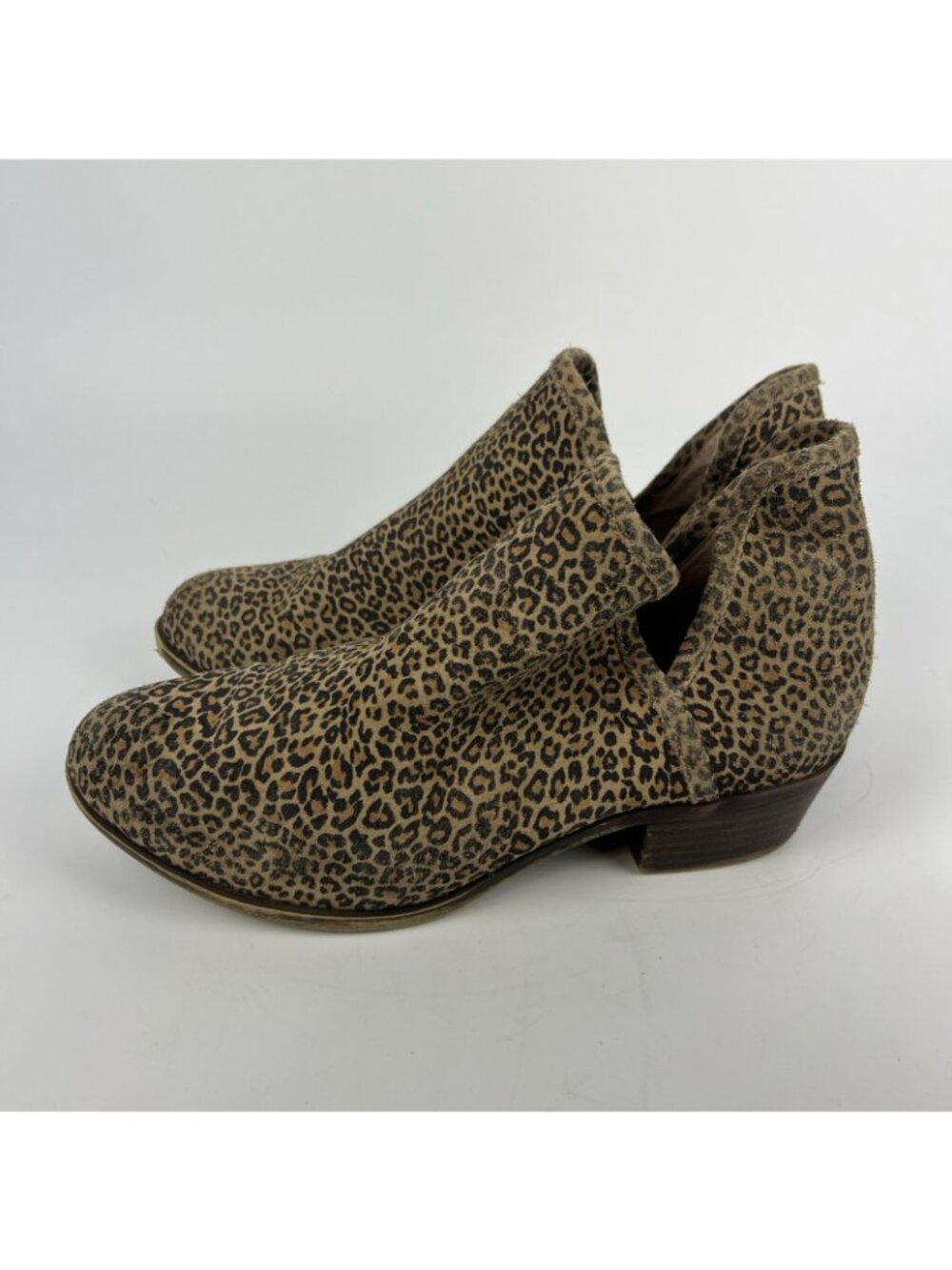Lucky Brand BALEY 2 Leopard Print Leather Ankle Boots Sz 9 - Picture 2 of 5